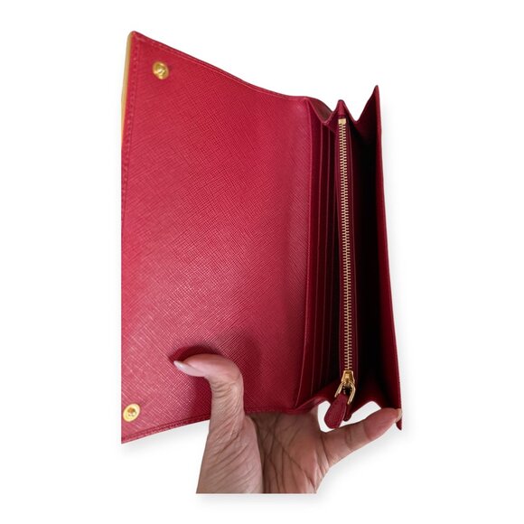 Prada Saffiano Large Red Leather Wallet | Box + COA - Picture 5 of 8